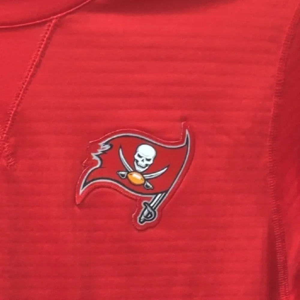 Nike‎ NFL Tampa Bay Buccaneers Long Sleeve Thermal Shirt Mens Small Football